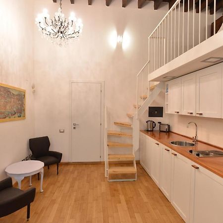 Izzhome City Center Cozy Cagliari Extérieur photo