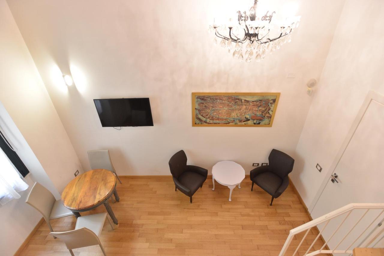Izzhome City Center Cozy Cagliari Extérieur photo