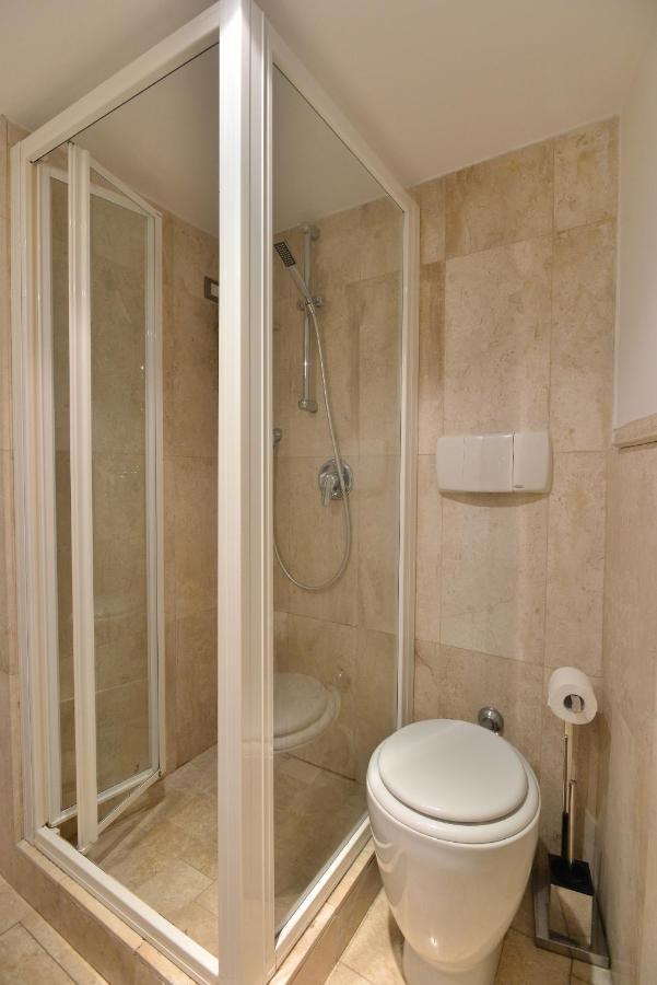 Izzhome City Center Cozy Cagliari Extérieur photo