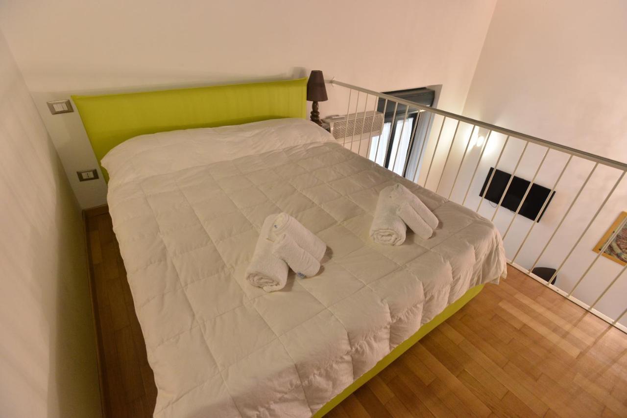 Izzhome City Center Cozy Cagliari Extérieur photo